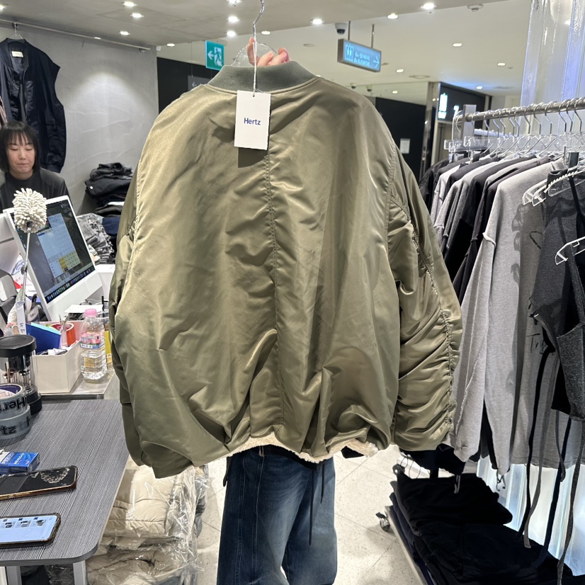 HERTZ-P東大門直郵26秋冬兩面穿羊羔絨內里夾克兩面穿落肩寬松HERTZ-P夾克