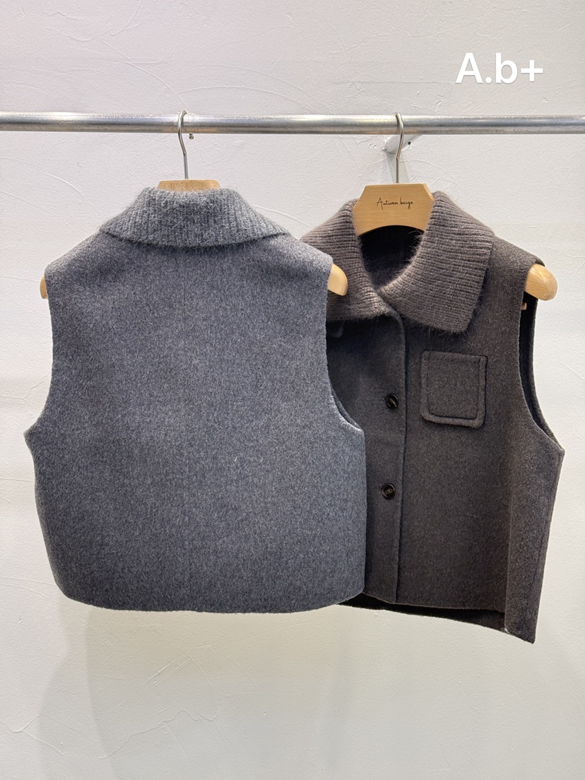 A.b+/AUTUMN BEIGE韓國代購26秋冬翻領毛呢馬甲單排扣翻領A.b+/AUTUMN BEIGE馬甲
