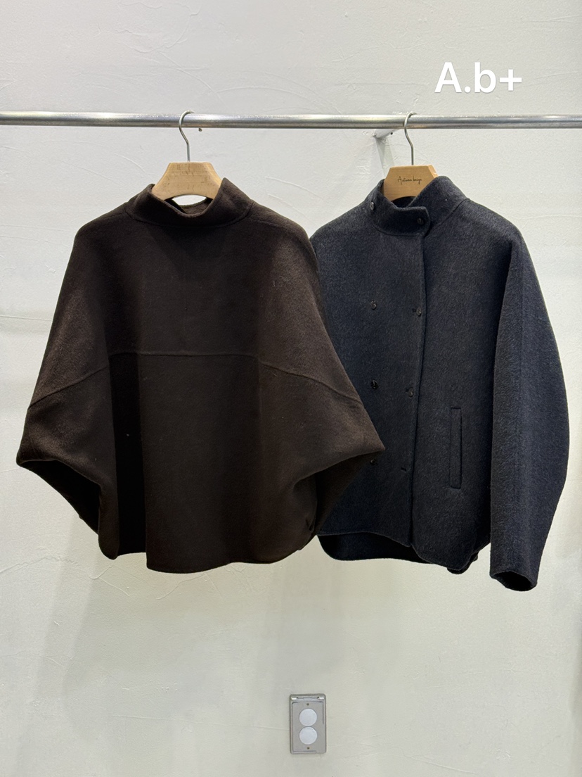 A.b+/AUTUMN BEIGE東大門代購26秋冬立領雙排扣短夾克雙排扣口A.b+/AUTUMN BEIGE夾克