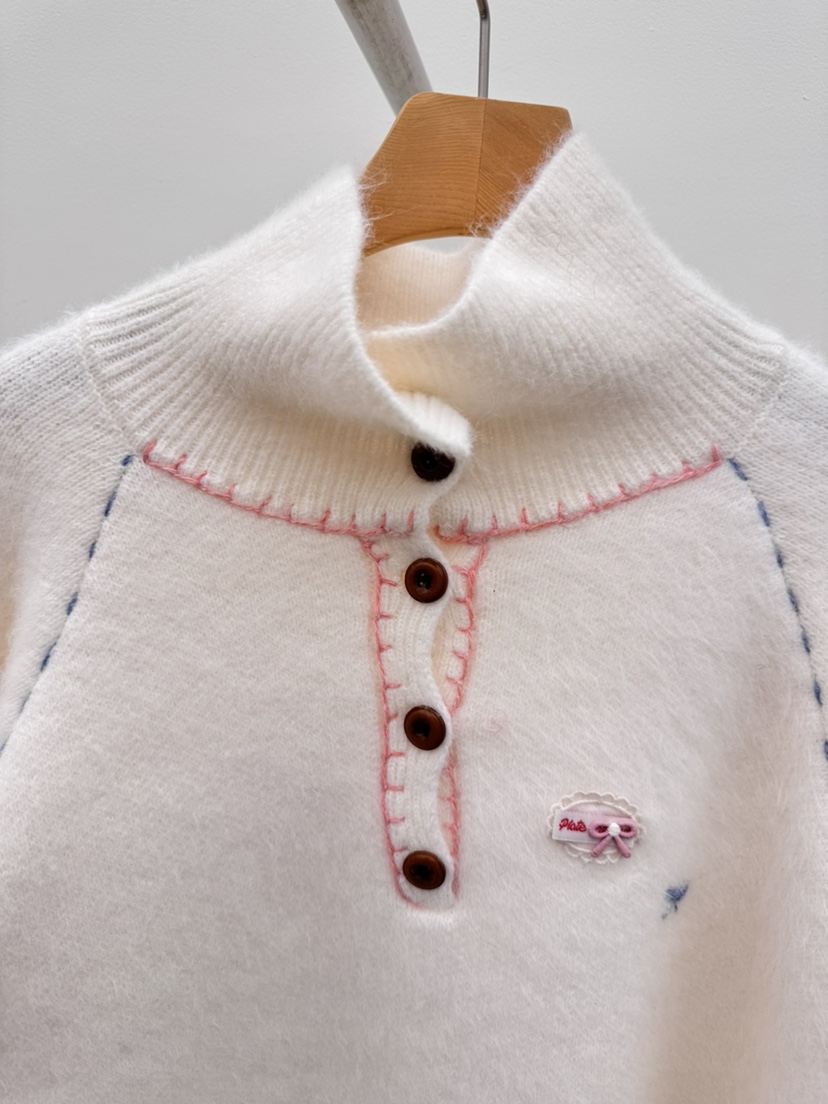 THORE韓國代購26秋冬半開襟立領刺繡毛衣插肩袖立領刺繡高領開THORE毛衣
