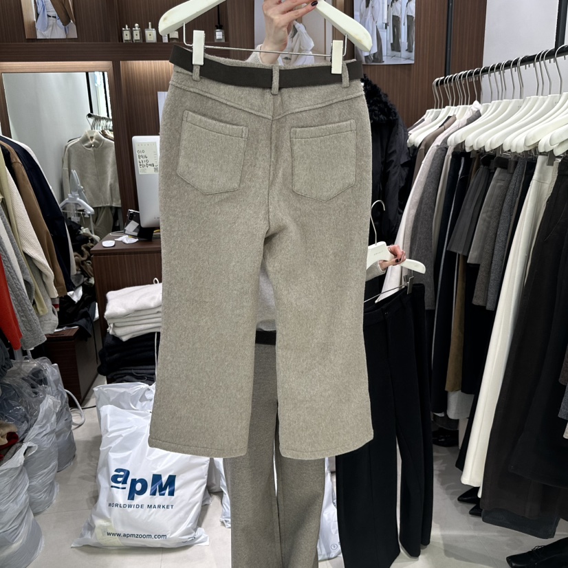 ONVEIL韓國代購26秋冬毛呢微喇短褲 簡約通勤不含腰帶ONVEIL短褲