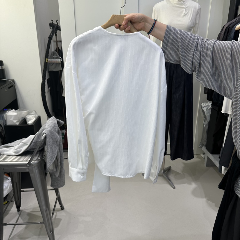 AMON韓國直郵女士新款熱賣推薦時尚真品襯衫蕾絲衫腰帶圍巾AMON襯衫/蕾絲衫