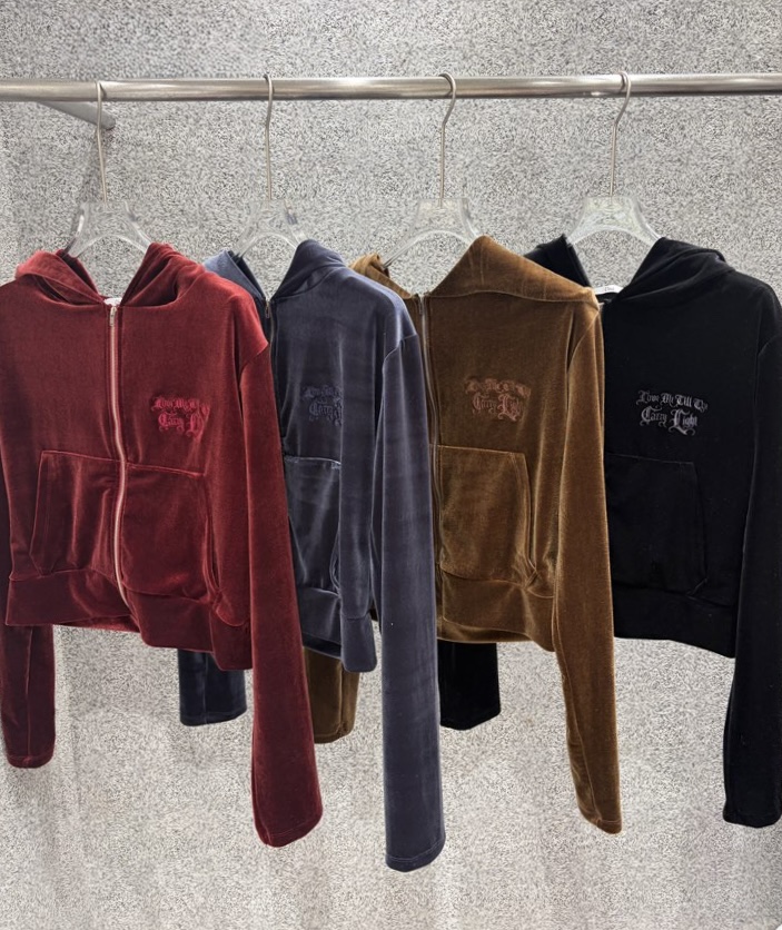 THEMAY/UNA東大門直郵26秋冬絲絨連帽闊腿套裝刺繡抽繩短款連THEMAY/UNA套裝
