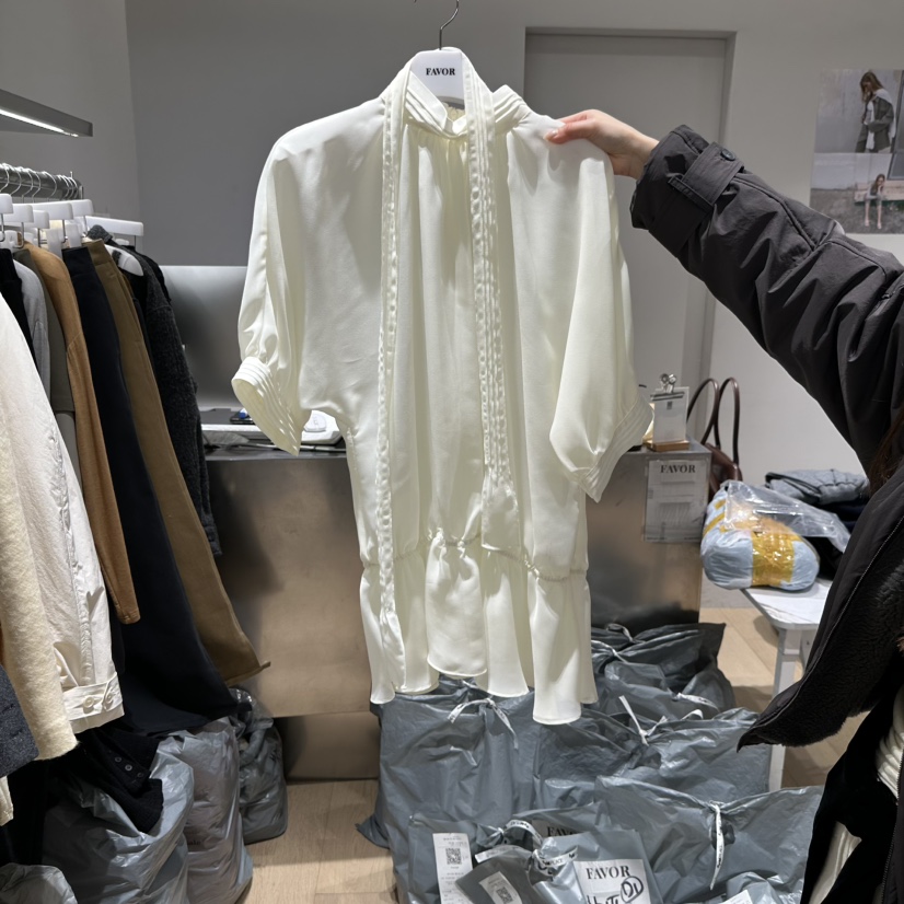 FAVOR-P東大門直郵女裝新款職業時尚休閑真品襯衫蕾絲衫FAVOR-P襯衫/蕾絲衫圖色1