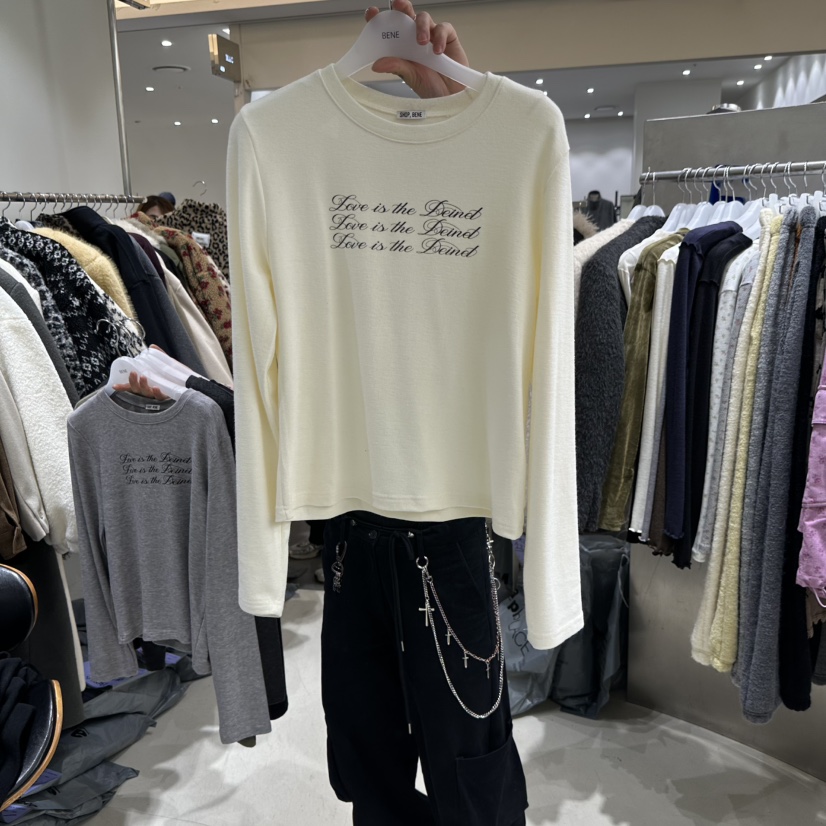 SHOP BENE_Bene韓國直郵女士新款時尚熱賣真品推薦長袖T恤SHOP BENE_Bene長袖T恤圖色2