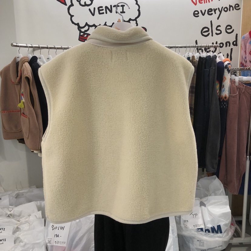 VENTI韓國代購26秋冬可愛流蘇裝飾羊羔毛馬甲單排扣流蘇翻領條VENTI馬甲