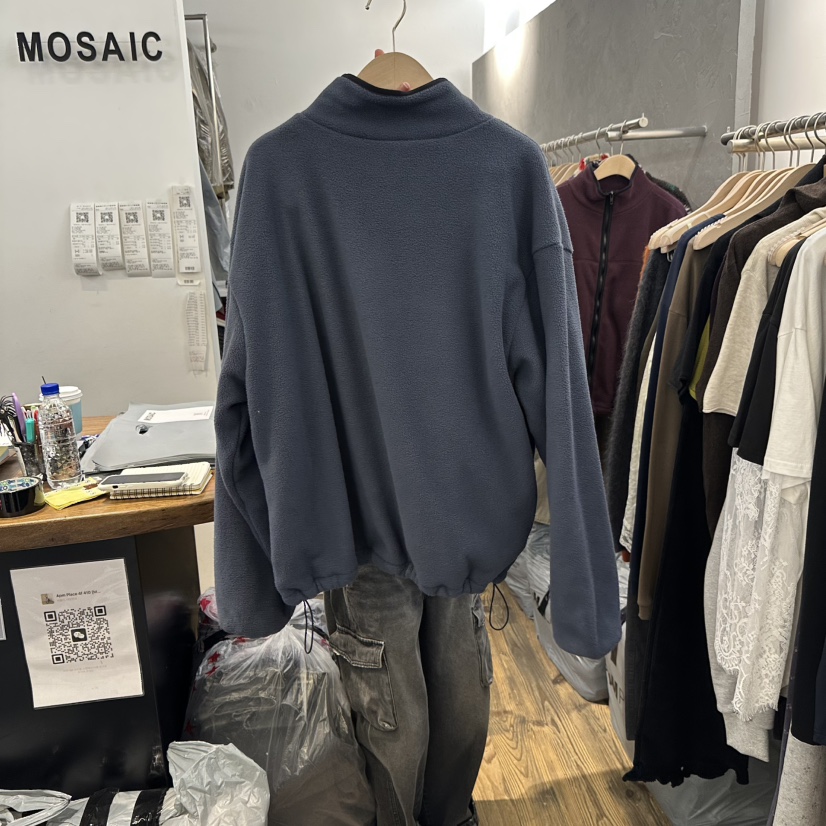 MOSAIC東大門代購26秋冬寬松立領搖粒絨夾克加絨刺繡抽繩落肩MOSAIC夾克