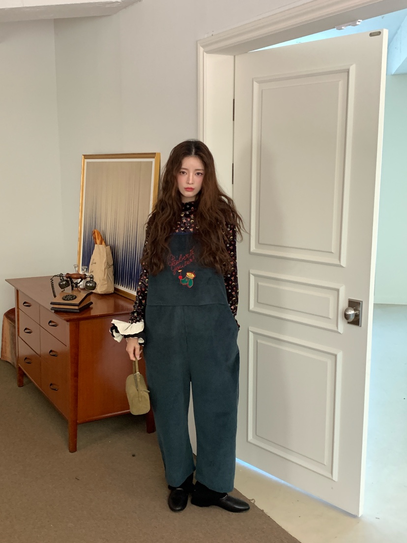 Maison de glory韓國代購26秋冬燈芯絨背帶褲燈心絨口袋刺繡寬Maison de glory背帶褲