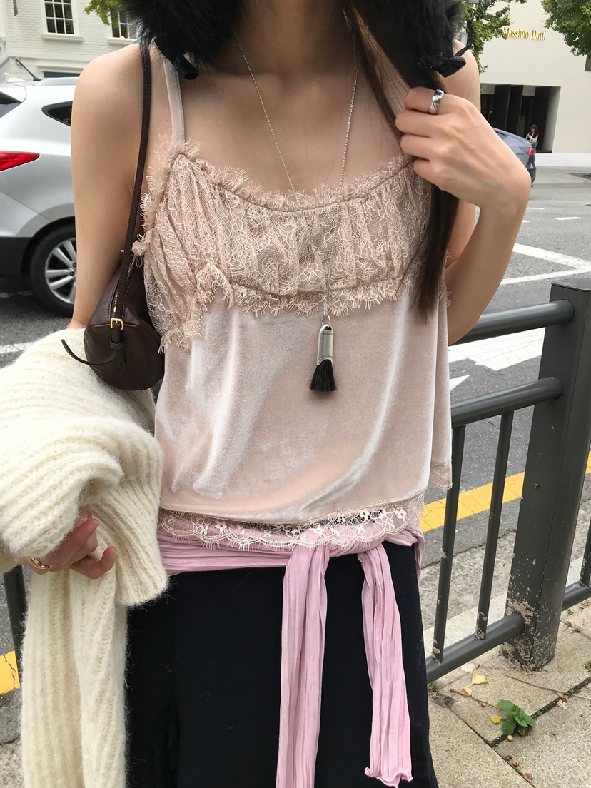 ESCHER韓國直郵26秋冬絲絨蕾絲吊帶背心絲絨材質天鵝絨蕾絲花ESCHER吊帶/背心