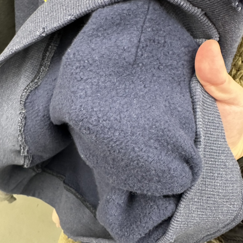 R U VAULT韓國代購26秋冬做舊破洞77印花衛衣口袋破洞做舊落肩R U VAULT衛衣