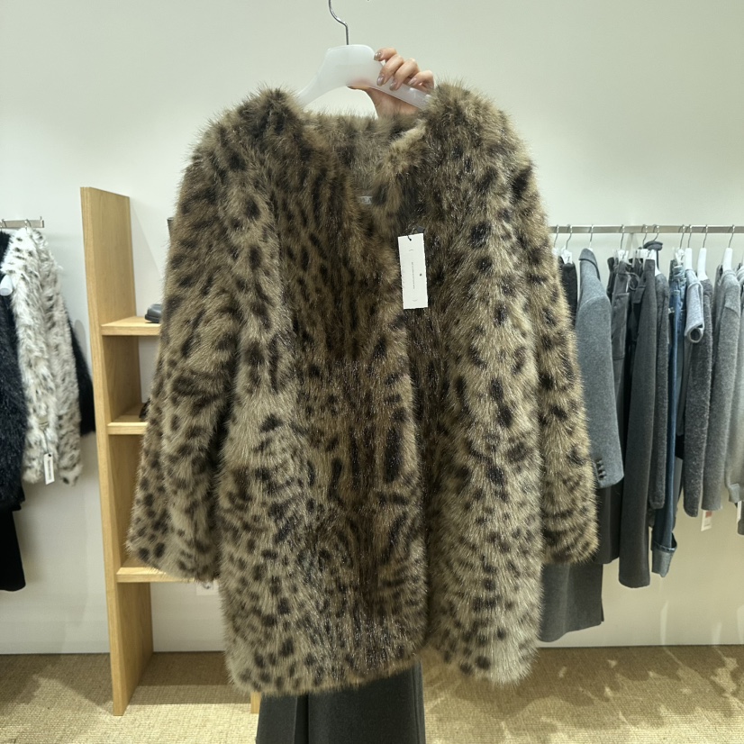 SHOP_WE ARE韓國直郵26秋冬豹紋仿皮草大衣中長款大衣V領皮草SHOP_WE ARE中長款大衣圖色1