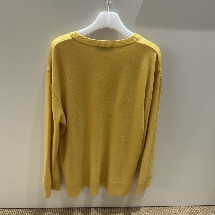 SHOP_WE ARE東大門代購26秋冬V領不規則下擺針織衫V領羅紋SHOP_WE ARE針織衫