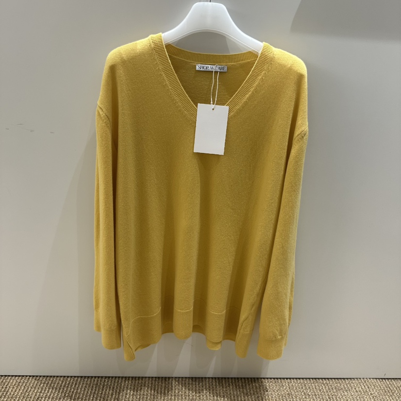 SHOP_WE ARE東大門代購26秋冬V領不規則下擺針織衫V領羅紋SHOP_WE ARE針織衫圖色1