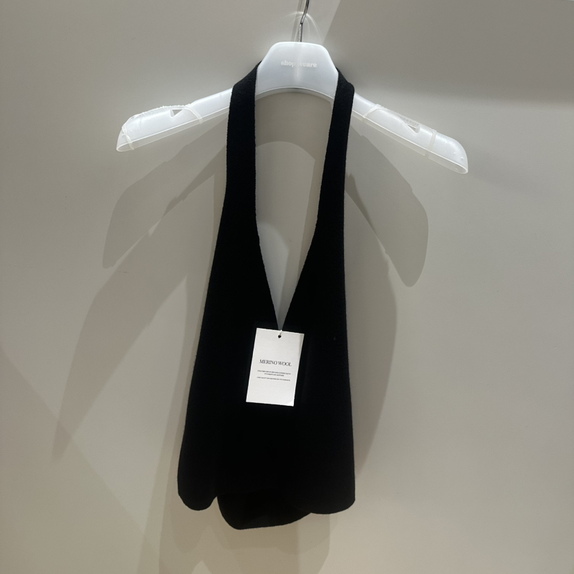 SHOP_WE ARE韓國代購26秋冬掛脖深V針織背心吊帶深V領SHOP_WE ARE吊帶/背心圖色2黑色