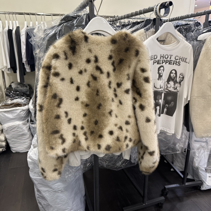 OUTFIT/SOAP AMD WATER東大門實拍26秋冬豹紋皮草短夾克短款圓OUTFIT/SOAP AMD WATER夾克