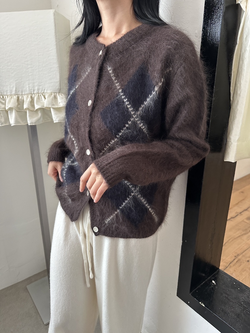BOHEME_NDE東大門直郵26秋冬復古菱格針織開衫單排扣開襟衫落BOHEME_NDE開衫