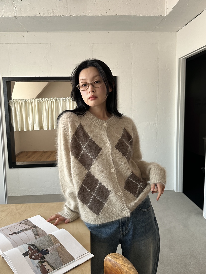 BOHEME_NDE東大門直郵26秋冬復古菱格針織開衫單排扣開襟衫落BOHEME_NDE開衫圖色1