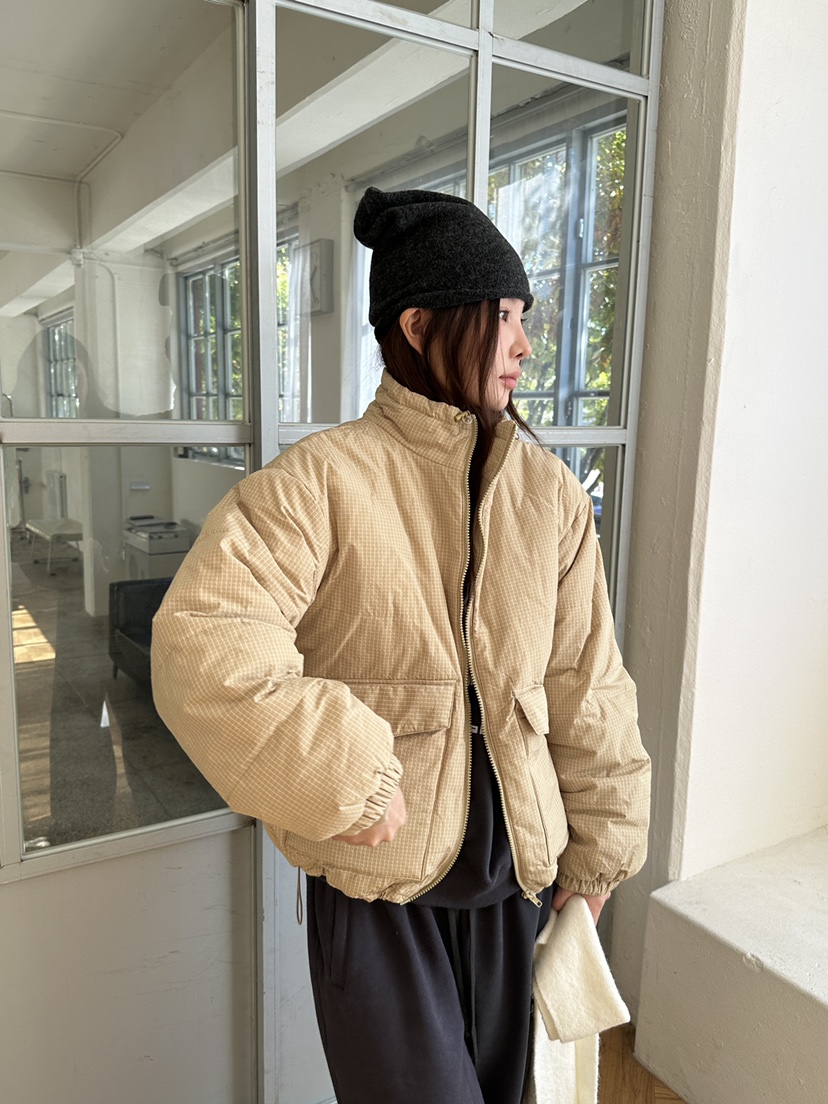 UNBOUND東大門實拍26秋冬短款格紋羽絨外套短款羽絨服拉鏈開合UNBOUND短款羽絨服