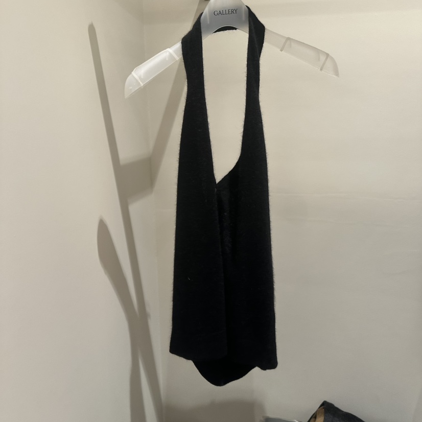 GALLERY-P韓國代購26秋冬掛脖針織背心吊帶狐貍露背紐扣羅紋GALLERY-P吊帶/背心圖色4黑色