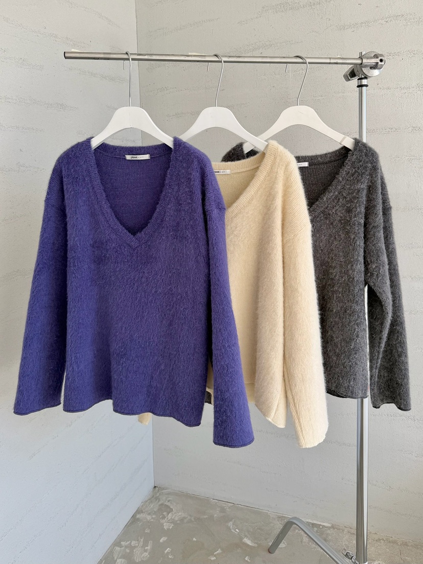 URBANE cloth東大門直郵26秋冬深V領長毛絨毛衣深V領落肩URBANE cloth毛衣