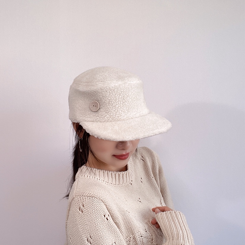 LOVELY HAT東大門直郵26秋冬毛絨短檐裝飾扣帽帽子LOVELY HAT帽子