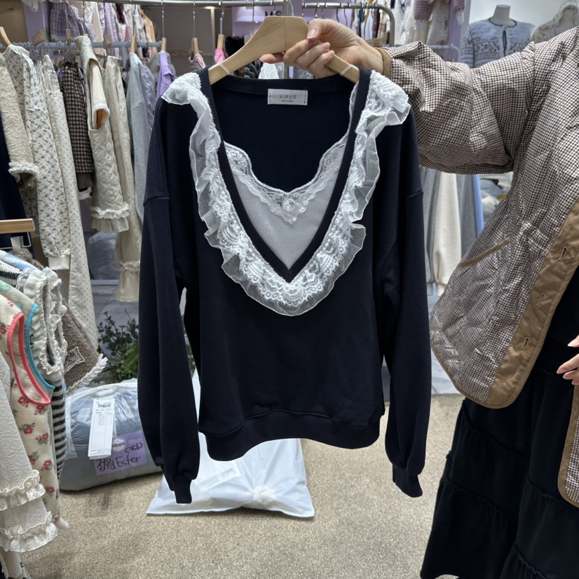 VIRUS東大門代購26秋冬蕾絲V領加絨衛衣蕾絲花V領加絨落肩寬松VIRUS衛衣圖色2