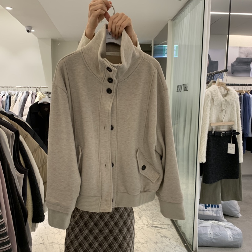 VENIR-A東大門實拍26秋冬立領加絨短款衛衣單排扣口袋加絨立領VENIR-A衛衣圖色3