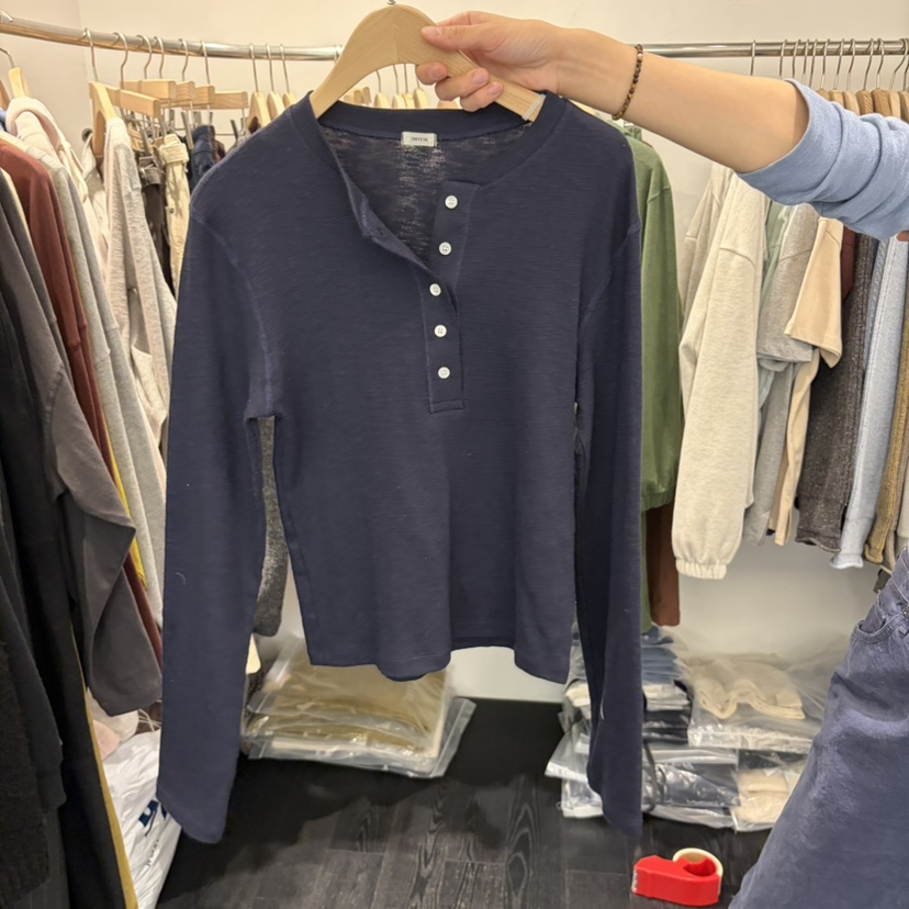 TAFFETA/MURET/ROBERTI韓國直郵26秋冬亨利領長袖T恤不含配飾TAFFETA/MURET/ROBERTI長袖T恤圖色1