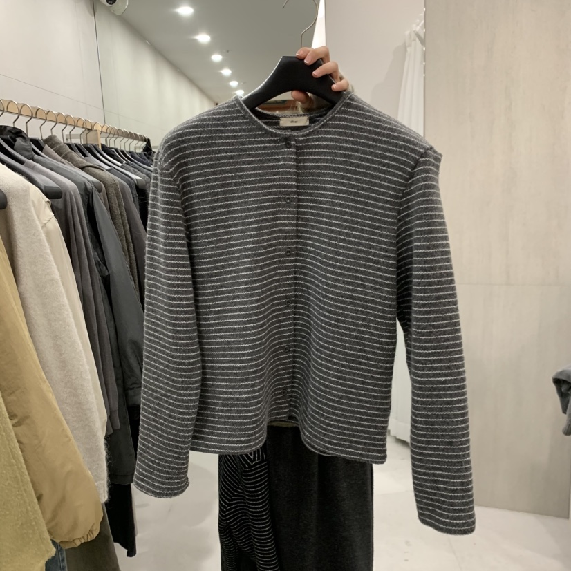 ETTER-B韓國直郵26秋冬圓領條紋羊毛開衫單排扣開襟衫圓領ETTER-B開衫圖色1灰