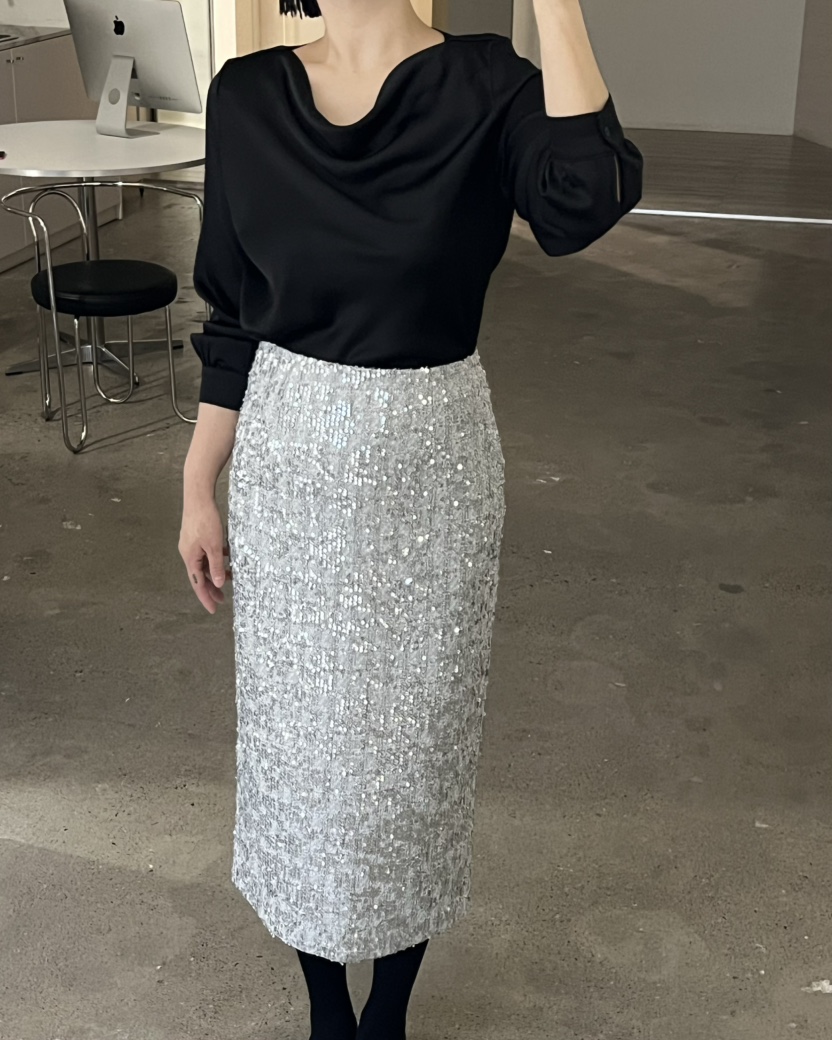 VERNI東大門直郵26秋冬蕩領緞面長袖襯衫蕾絲衫垂墜寬松緞VERNI襯衫/蕾絲衫
