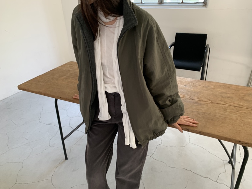 PLO_VER韓國直郵26秋冬褶皺V領脖帶長袖T恤含脖帶V領褶皺圍巾PLO_VER長袖T恤