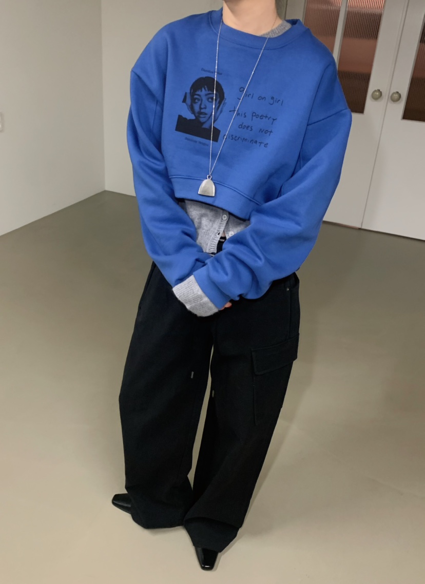 MOMENTUM東大門直郵26秋冬短款加絨印花衛衣加絨短款落肩圓領MOMENTUM衛衣