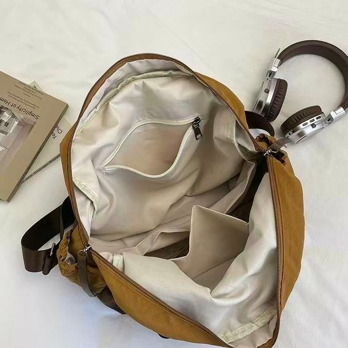 TROUVAILLE東大門代購26秋冬抽繩褶皺中款雙肩包雙肩背包抽繩TROUVAILLE雙肩背包