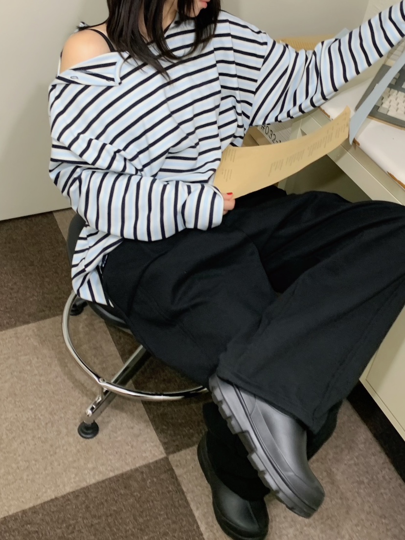 MOMENTUM東大門直郵女裝新品真品休閑推薦時尚熱賣長袖T恤MOMENTUM長袖T恤