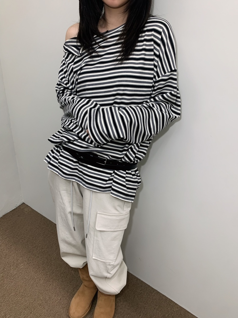 MOMENTUM東大門直郵女裝新品真品休閑推薦時尚熱賣長袖T恤MOMENTUM長袖T恤