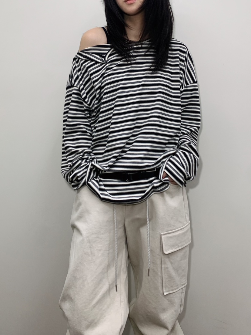 MOMENTUM東大門直郵女裝新品真品休閑推薦時尚熱賣長袖T恤MOMENTUM長袖T恤