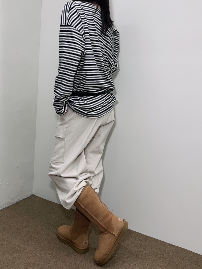 MOMENTUM東大門直郵女裝新品真品休閑推薦時尚熱賣長袖T恤MOMENTUM長袖T恤