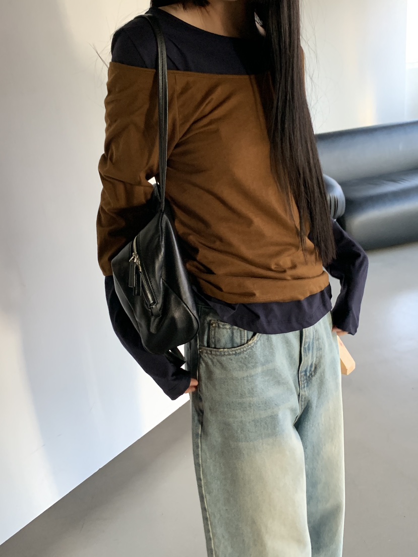 LO GARDEN韓國代購26秋冬假兩件露肩T恤長袖T恤不含配飾假兩件LO GARDEN長袖T恤