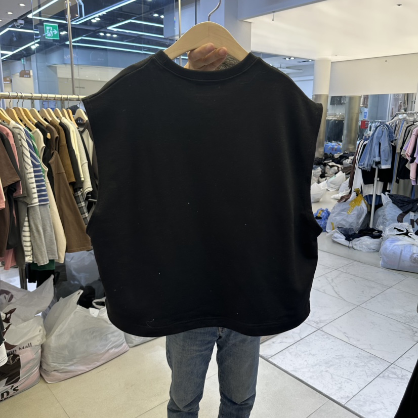 K STORY韓國代購26秋冬涂鴉笑臉無袖背心吊帶字母印花口袋抽繩K STORY吊帶/背心