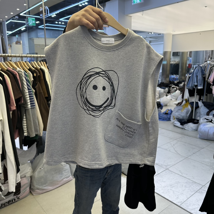 K STORY韓國代購26秋冬涂鴉笑臉無袖背心吊帶字母印花口袋抽繩K STORY吊帶/背心圖色1