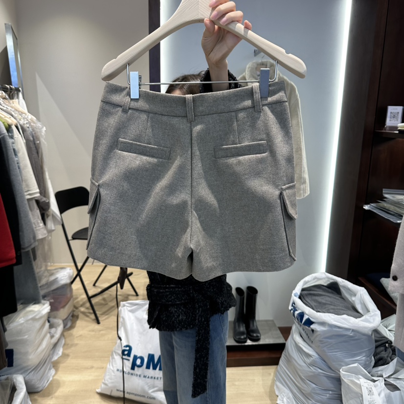 PAIR/RE STOC韓國直郵26秋冬厚款工裝毛呢短褲高腰PAIR/RE STOC短褲