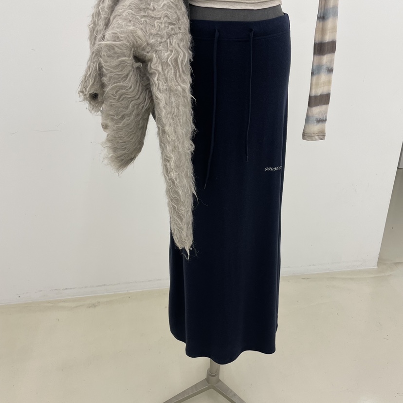 PROJECT ELF東大門直郵26秋冬抽繩直筒針織長裙刺繡抽繩直筒PROJECT ELF長裙