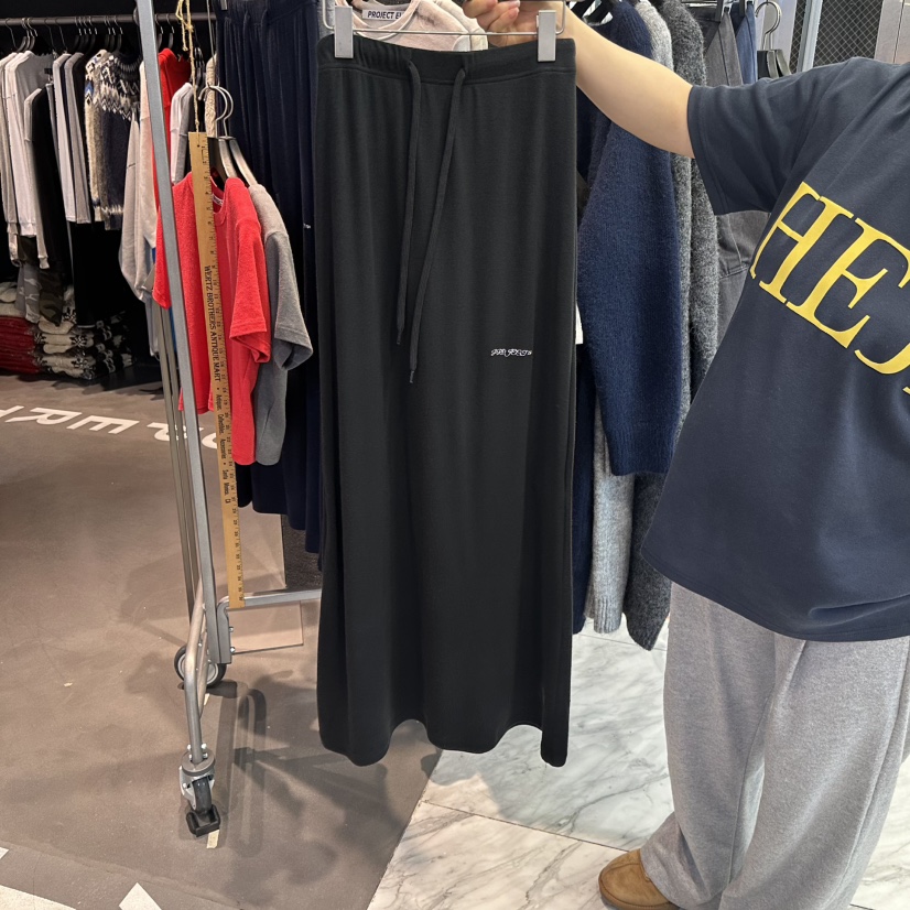 PROJECT ELF東大門直郵26秋冬抽繩直筒針織長裙刺繡抽繩直筒PROJECT ELF長裙圖色3