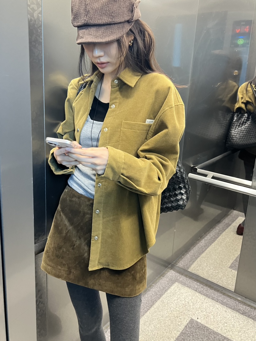 ME MO東大門實拍26秋冬寬松燈芯絨長袖襯衫蕾絲衫落肩寬松紐扣ME MO襯衫/蕾絲衫