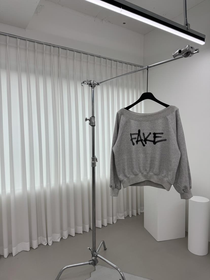 RED-a韓國直郵東大門實拍女裝新品真品24春夏推薦職業衛衣RED-A衛衣