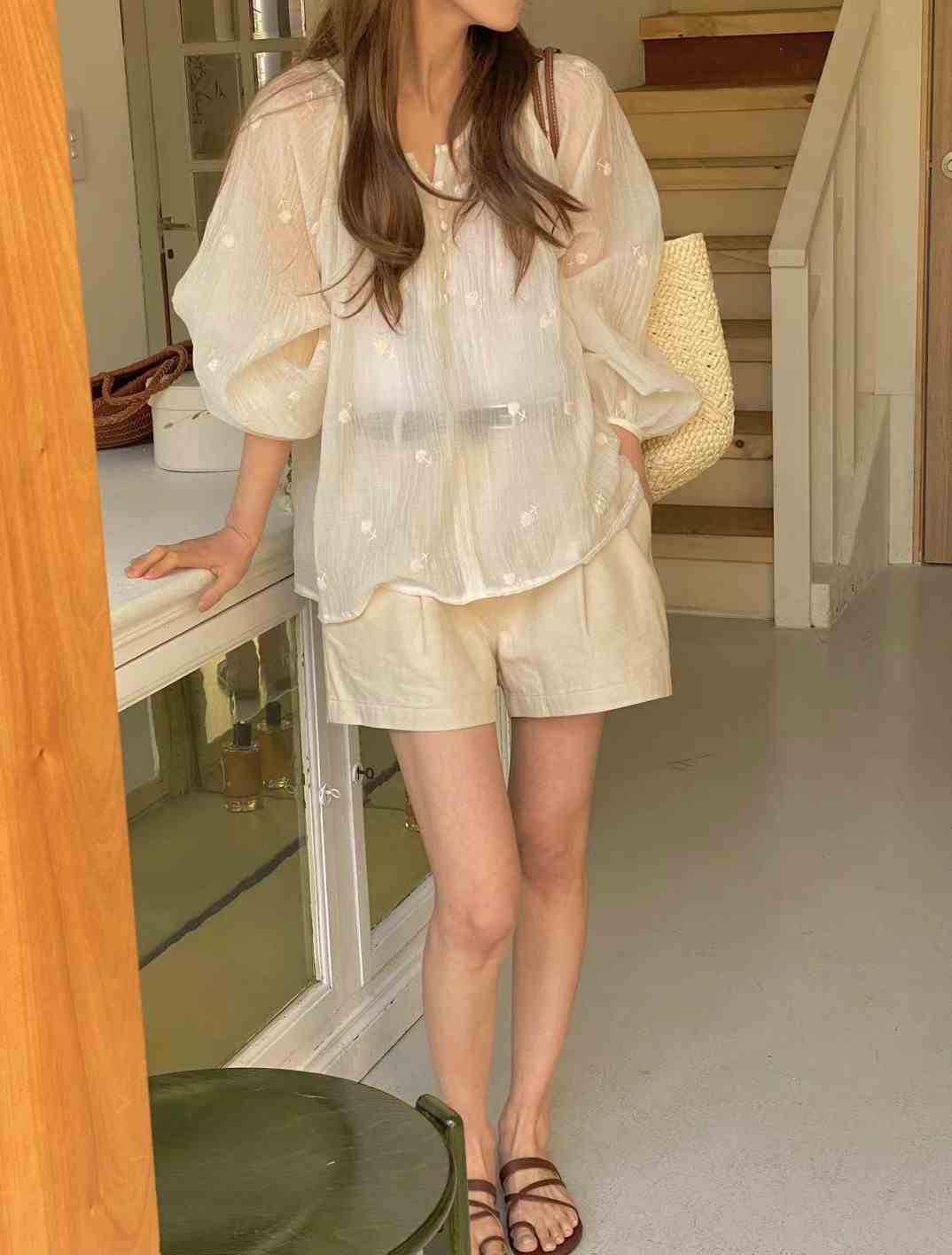 MICO-미코-T韓國直郵女裝新款熱賣職業真品人氣襯衫蕾絲衫ALL OVER襯衫/蕾絲衫