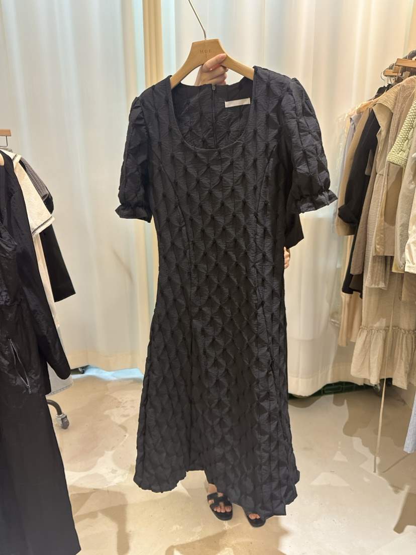 HUE韓國直郵東大門實拍女裝新品熱賣24春夏職業推薦連衣裙ERIA/HUE連衣裙