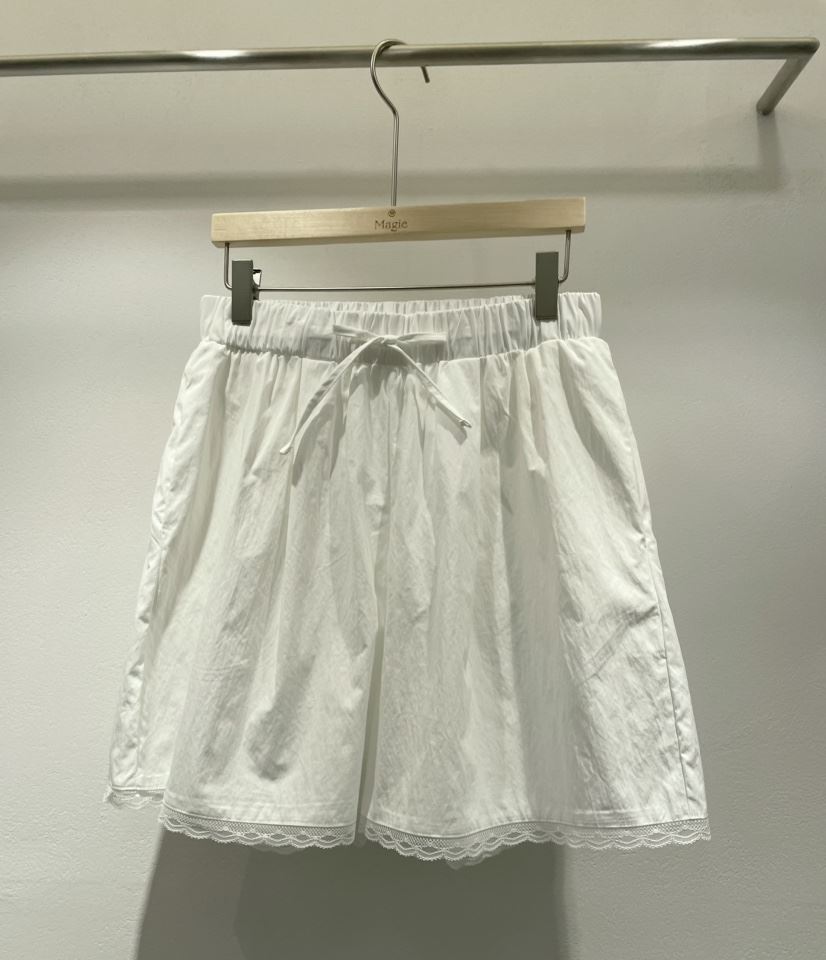 Magie韓國直郵東大門代購女裝新品推薦休閑真品時尚短褲蕾絲VI A短褲