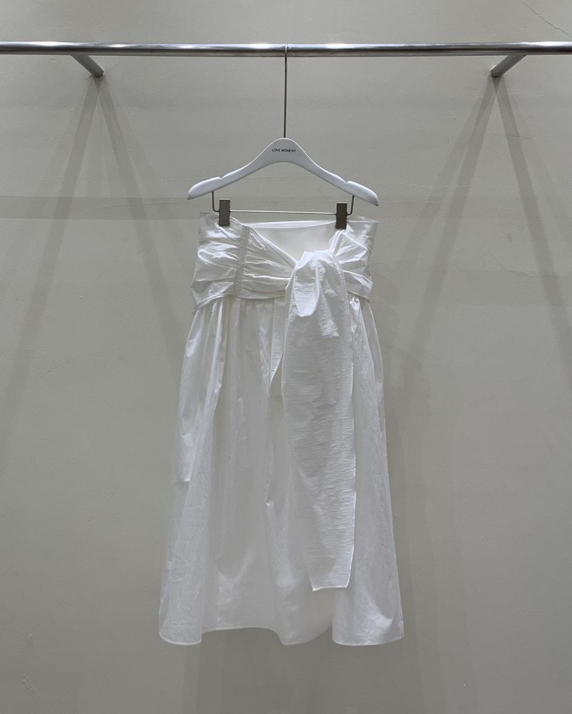 LOVE MOMENT韓國直郵女裝新品推薦熱賣真品時尚24春夏連衣裙LOVE MOMENT連衣裙
