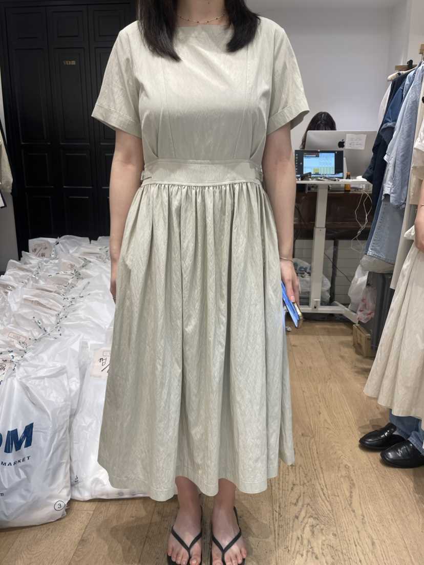 VENIR韓國直郵女裝新品真品人氣休閑熱賣時尚推薦24春夏連衣裙VENIR-a連衣裙